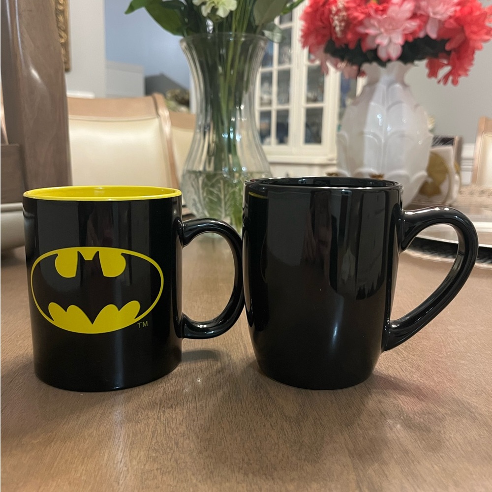 DC Comics Batman Superhero Coffee Tea Hot Chocolate Mug Cup Dish Bundle Set